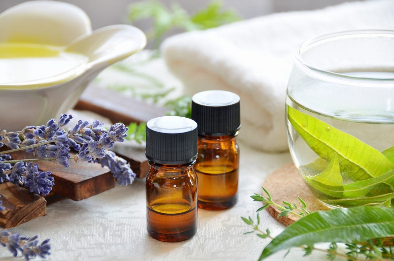 Aromathérapie : huiles essentielles